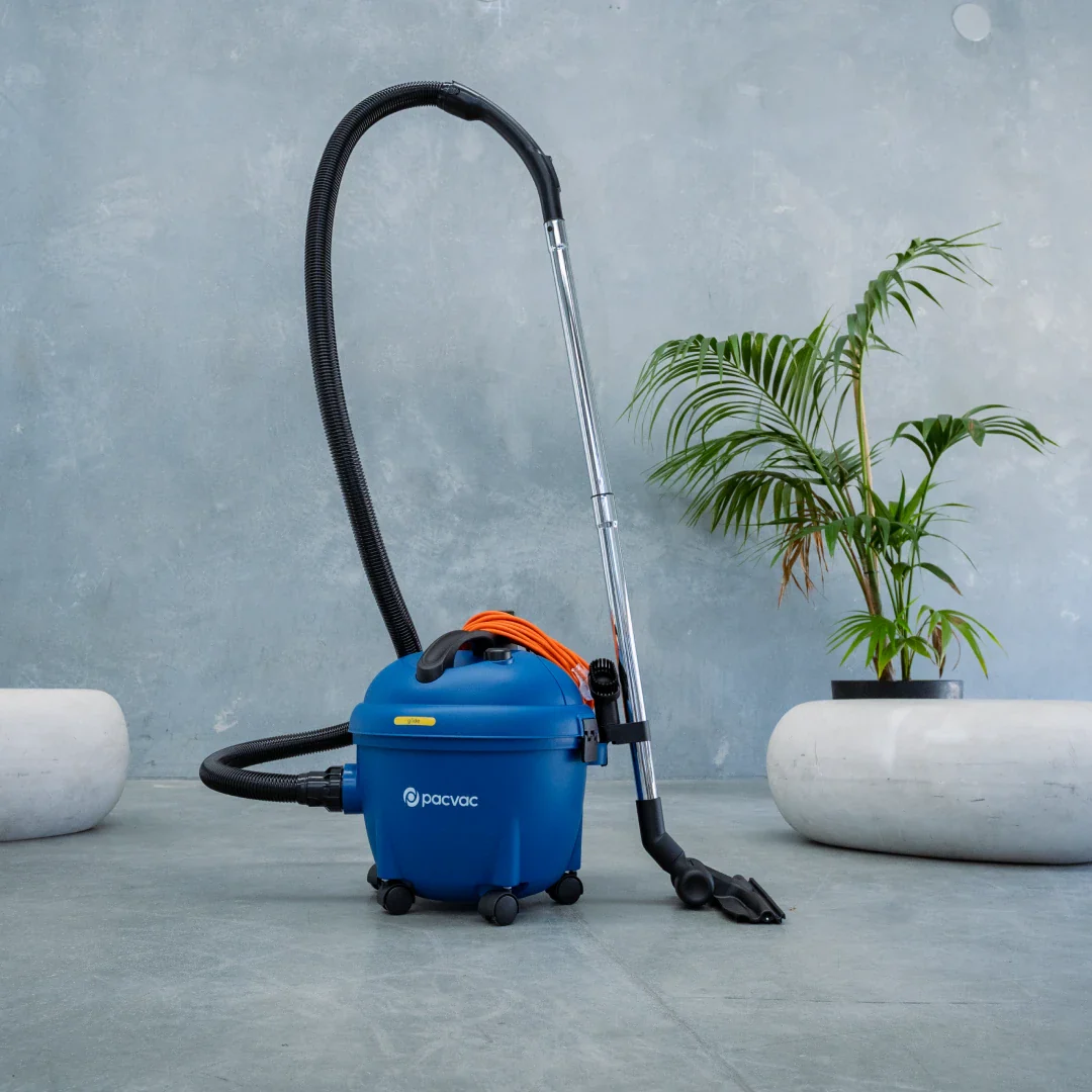 PACVAC GLIDE VACUUM CLEANER