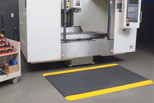 DIAMOND PLATE - 900mm X 600mm - Black/Yellow